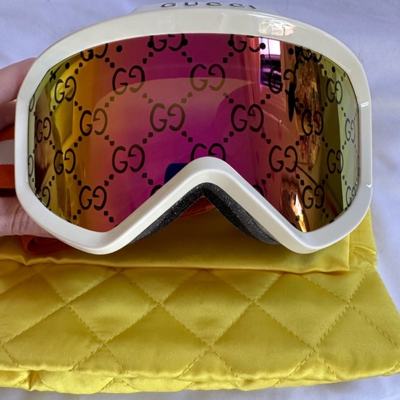 Gucci Logo Ski Goggles New With Tags main image 6